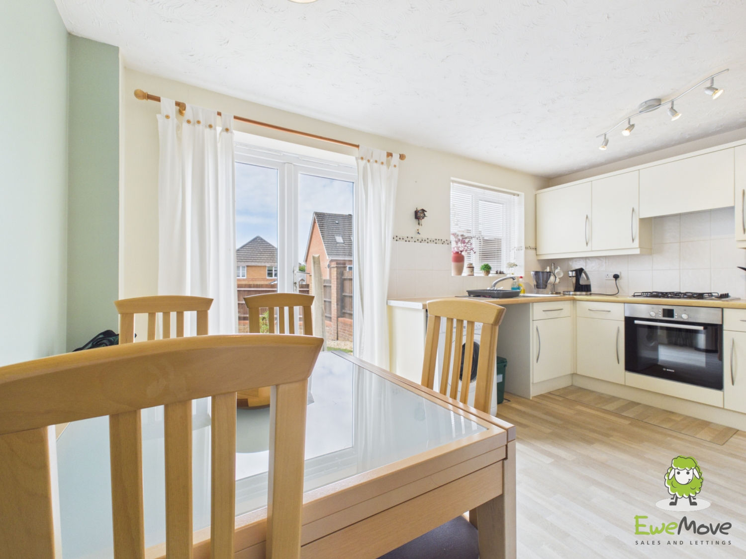 Arcadia Close, Beggarwood, Basingstoke, Hampshire, RG22, photo 2
