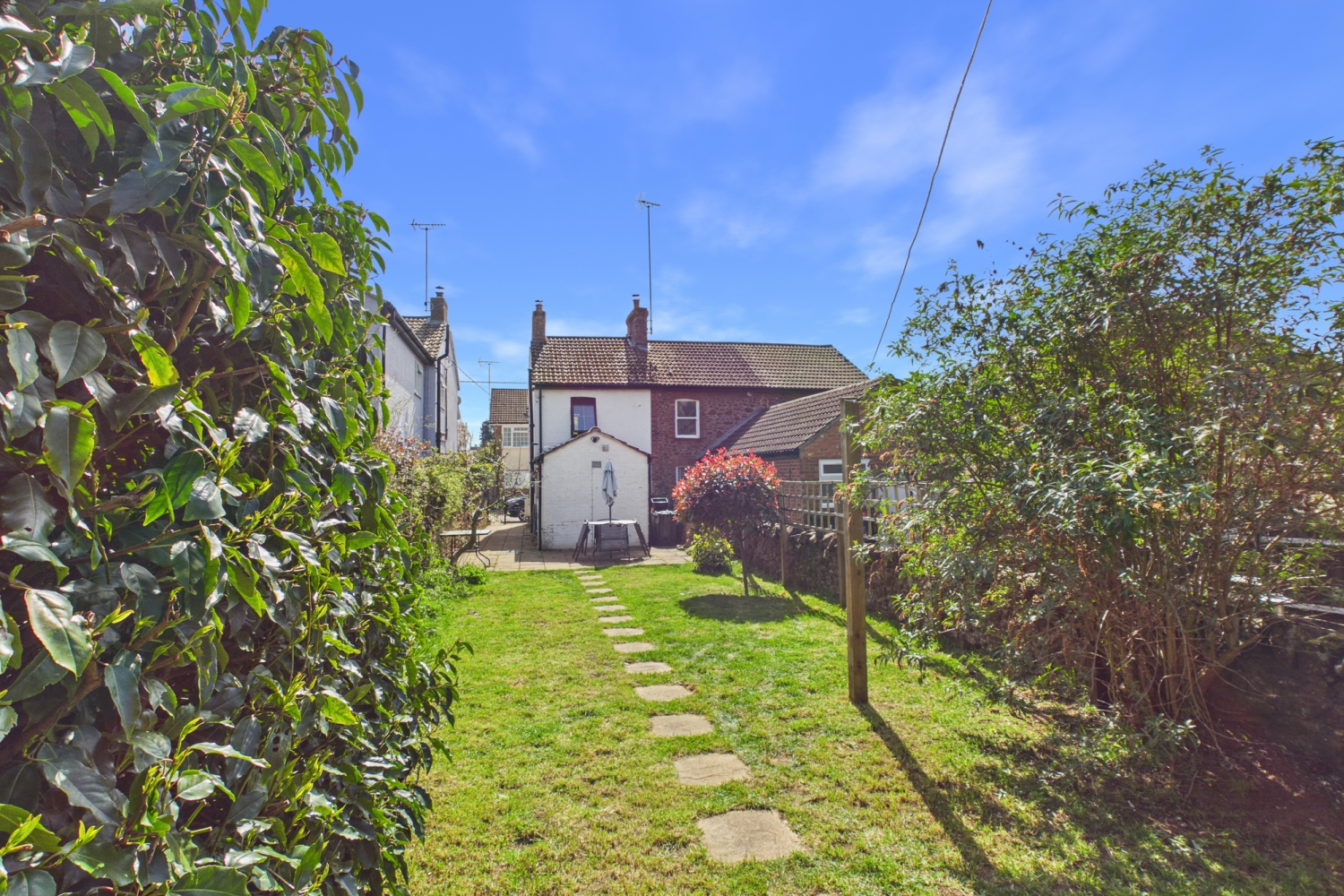 Thomas Street, Heath and Reach, LU7, photo 13