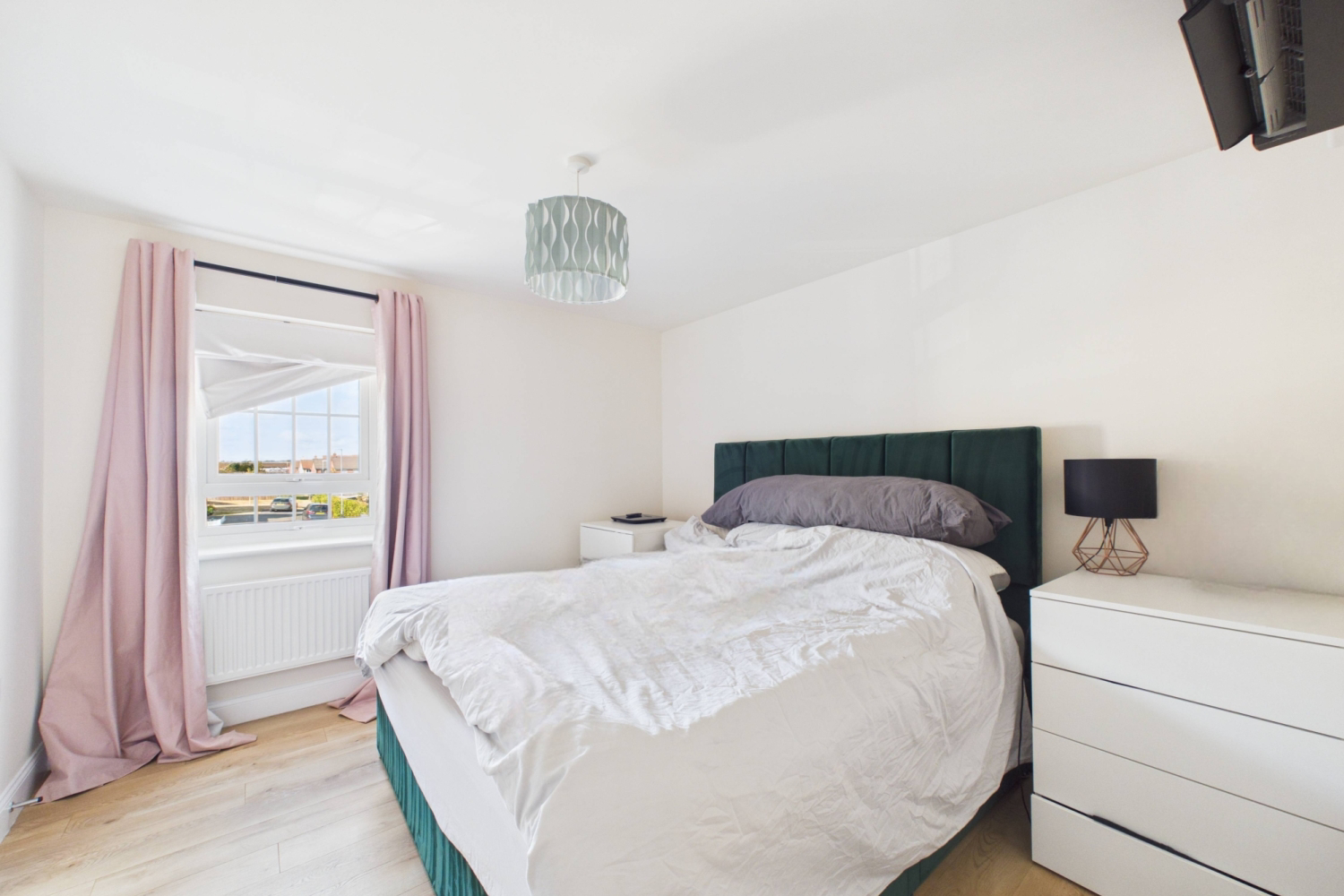 Bed 1