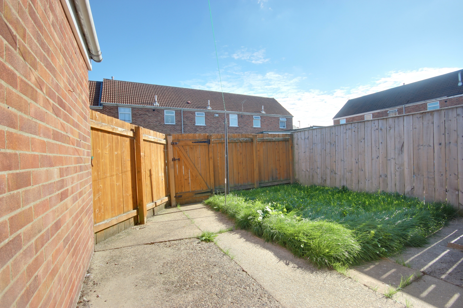 19 St. Nicholas Drive, Beverley, photo 2