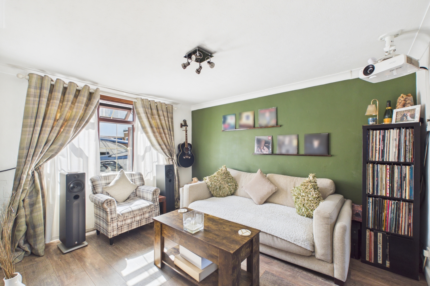 Thomas Street, Heath and Reach, LU7, photo 6