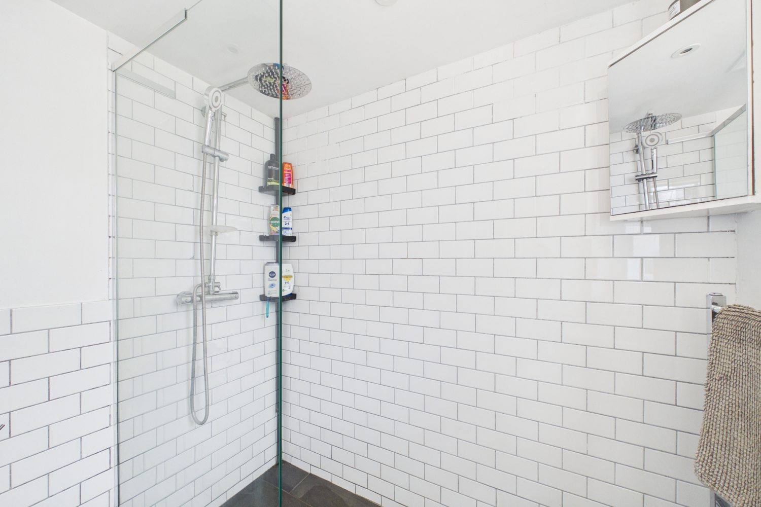 Thomas Street, Heath and Reach, LU7, photo 10