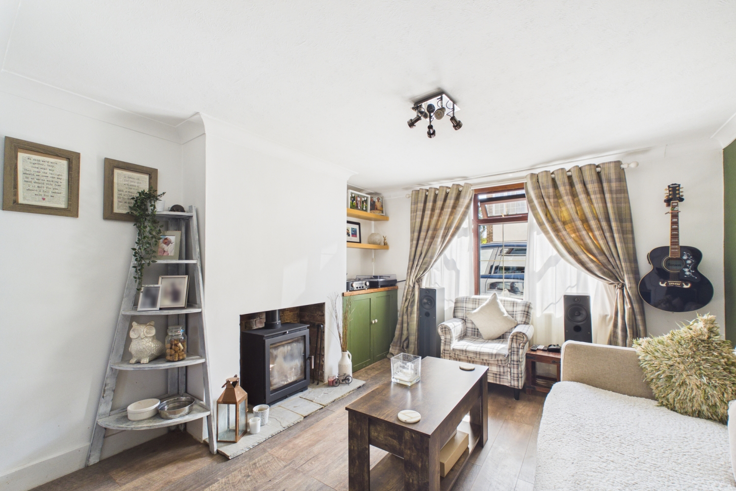 Thomas Street, Heath and Reach, LU7, photo 2
