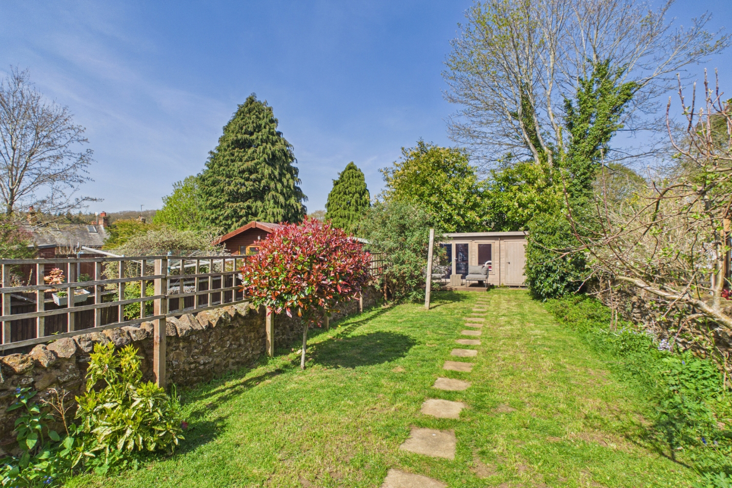 Thomas Street, Heath and Reach, LU7, photo 4