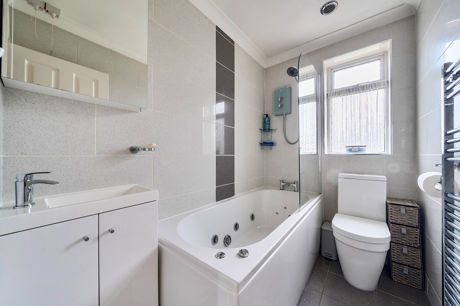 New Dover Road, Capel-le-Ferne, CT18, photo 13