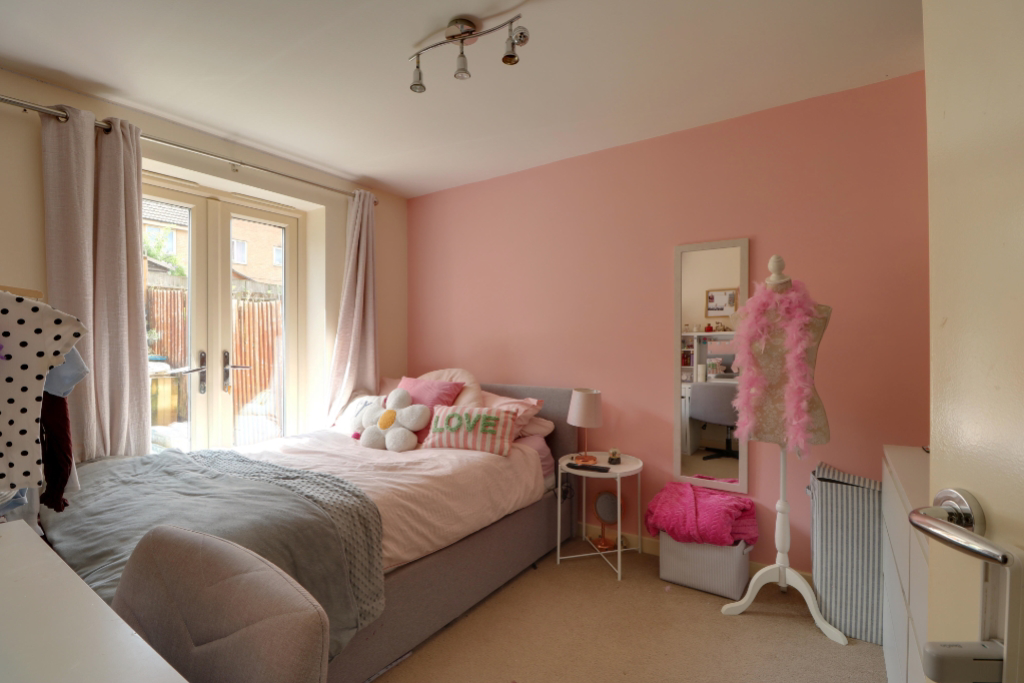 Watt Ave, Colsterworth, Lincs, photo 3