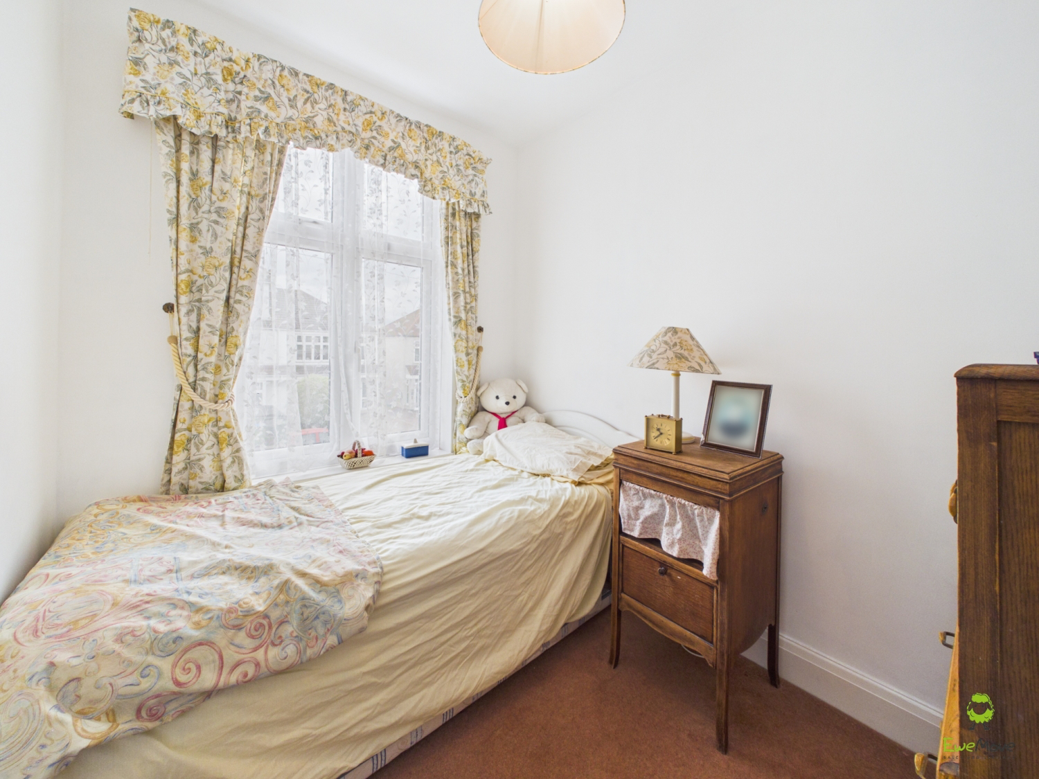  Presented by Clinton at EweMove Bexleyheath and Dartford
Boroughs
