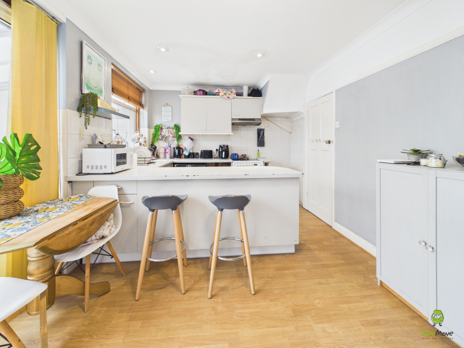 Harlington Road, Bexleyheath, Kent, DA7, photo 4