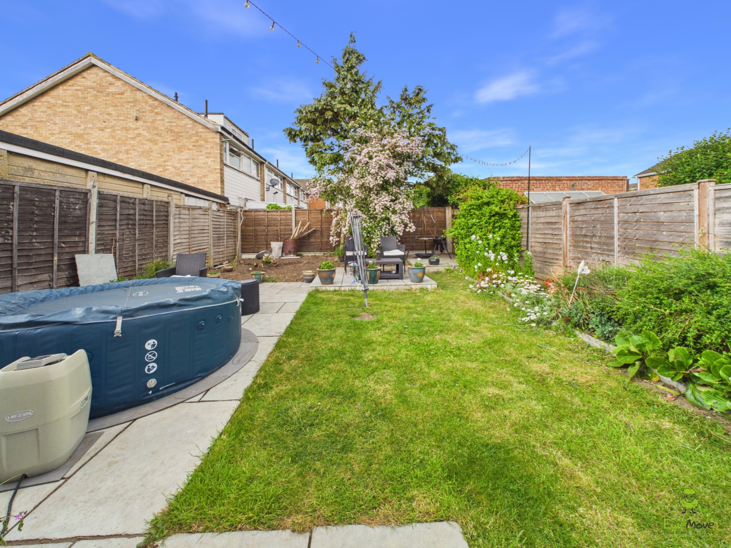  Presented by Clinton at EweMove Bexleyheath and Dartford
Boroughs
