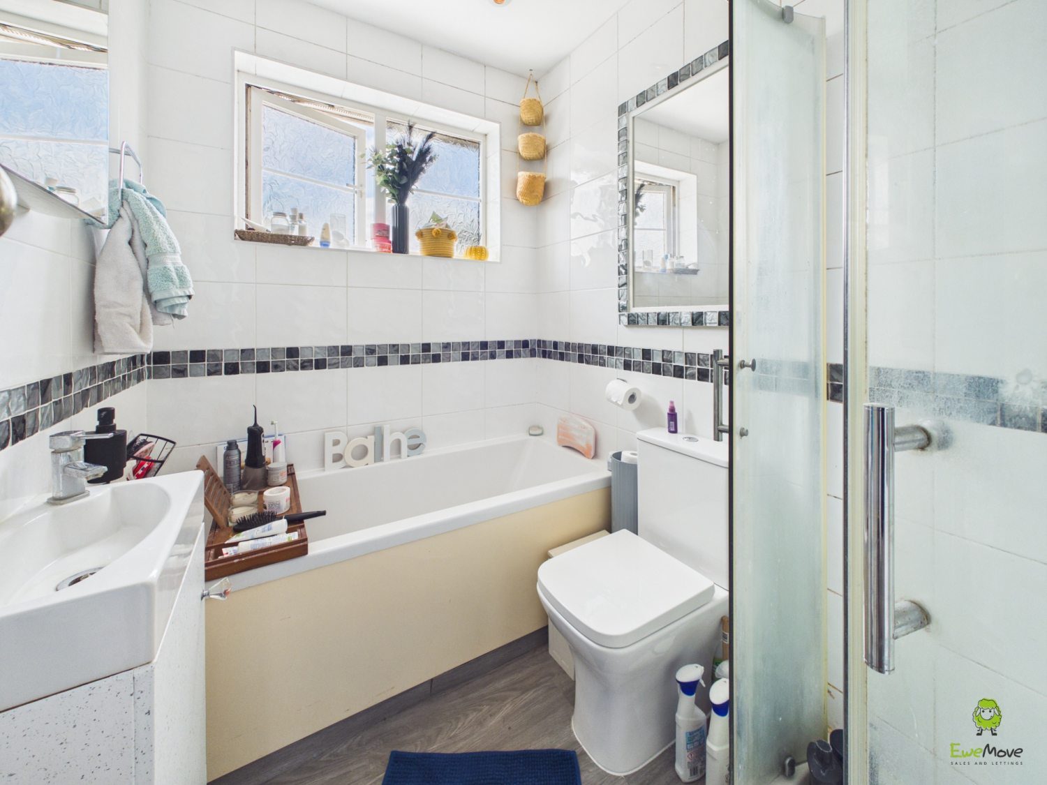 Harlington Road, Bexleyheath, Kent, DA7, photo 18
