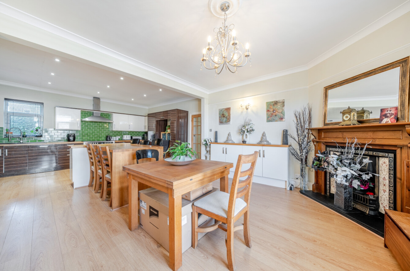 Bilton Grove Avenue, Harrogate HG1 4HJ, photo 5