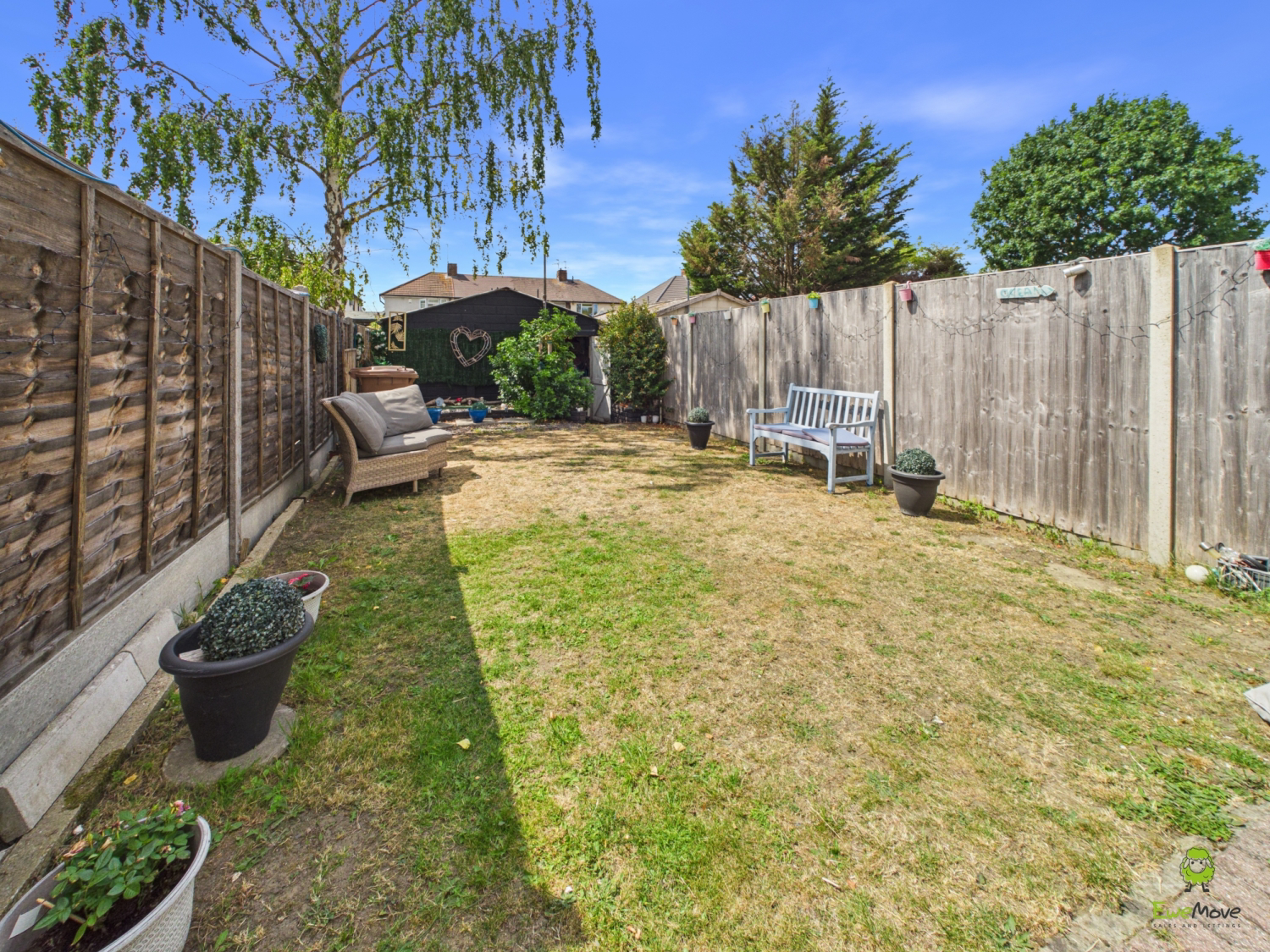 Harlington Road, Bexleyheath, Kent, DA7