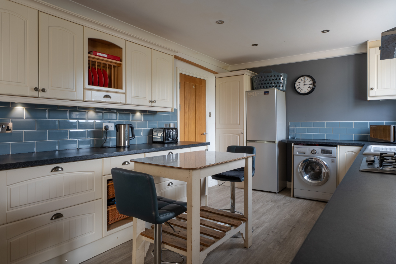 Elmlea Avenue, Fremington, Barnstaple, Devon, EX31, photo 3