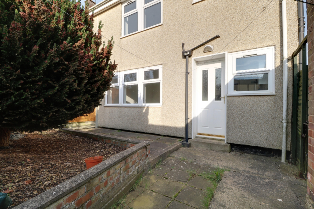 The Close, Woolsthorpe by Colsterworth, Grantham, Lincs, photo 15