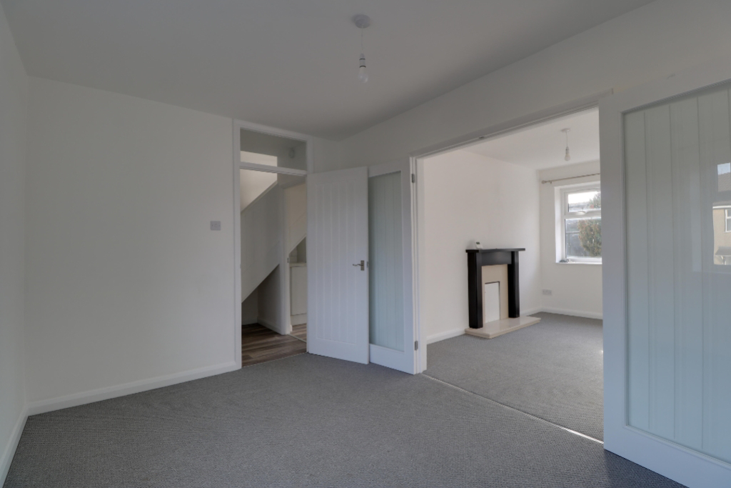 The Close, Woolsthorpe by Colsterworth, Grantham, Lincs, photo 6