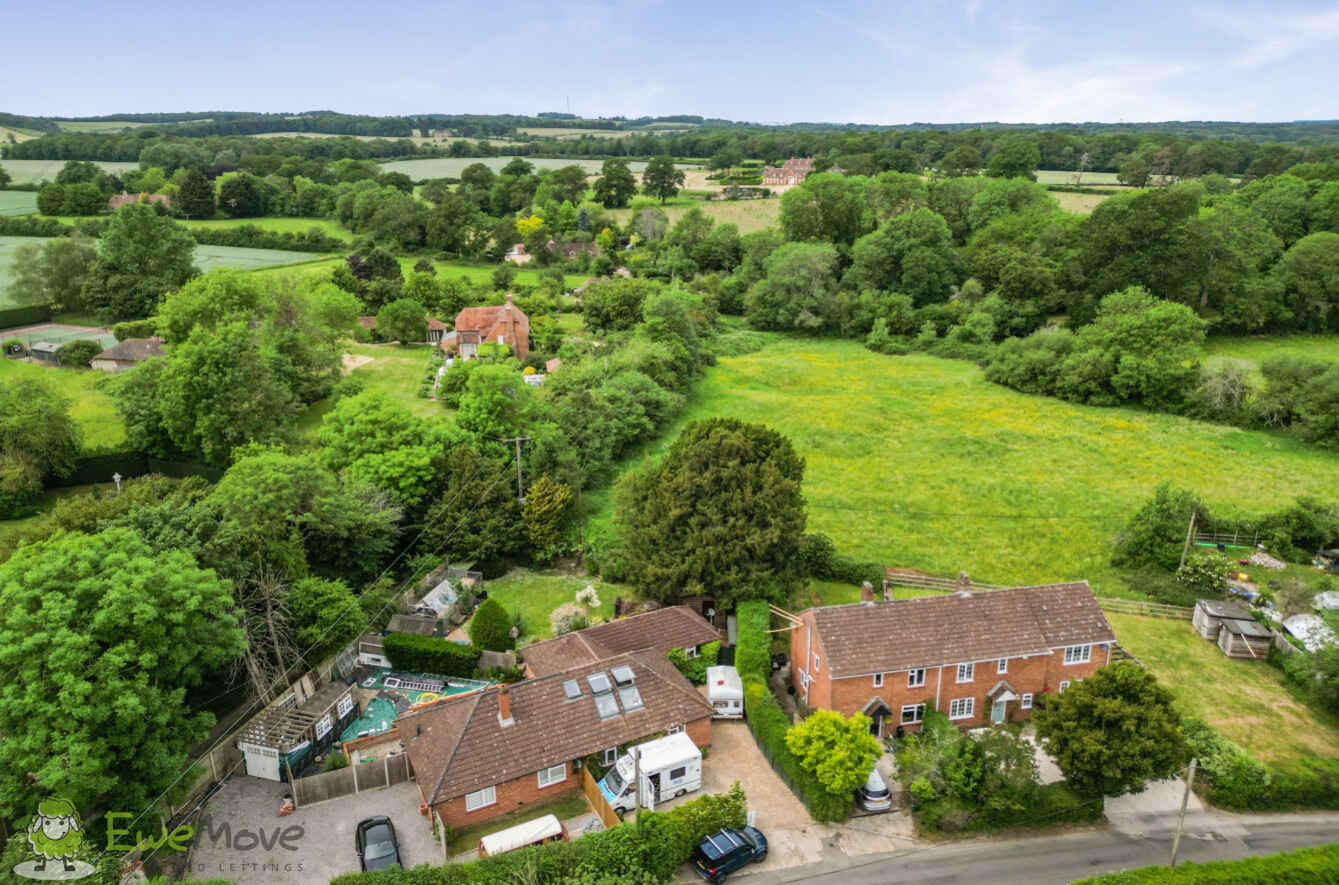 Basingstoke Road, Ramsdell, Tadley, Hampshire, RG26