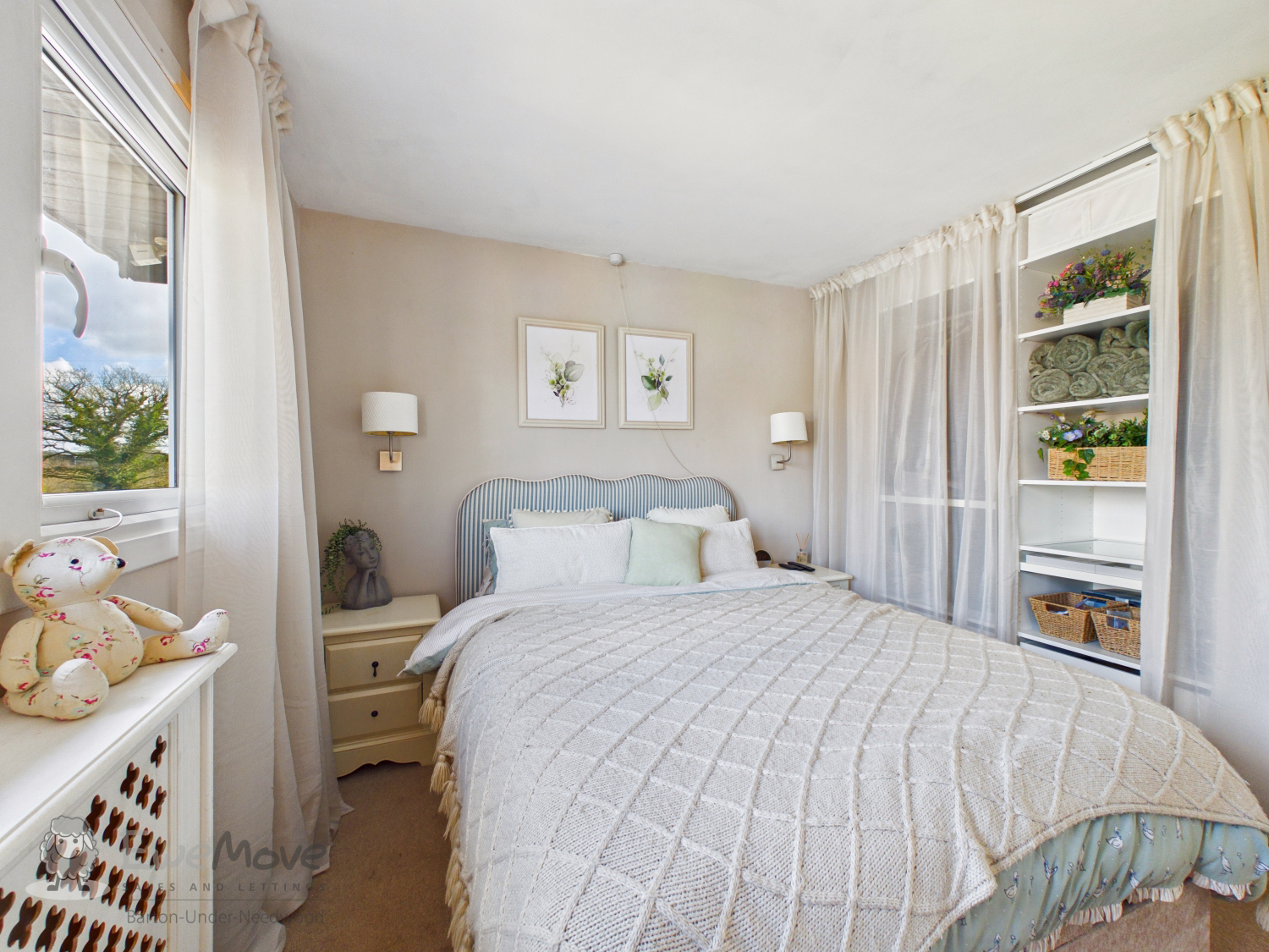 Bed 1 b