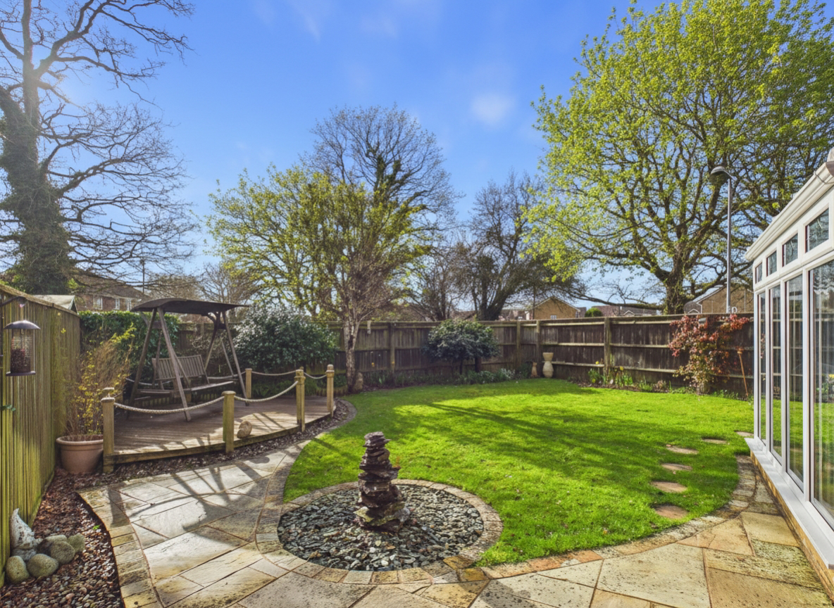 Blenheim Drive, Willand, Cullompton, Devon, EX15, photo 14