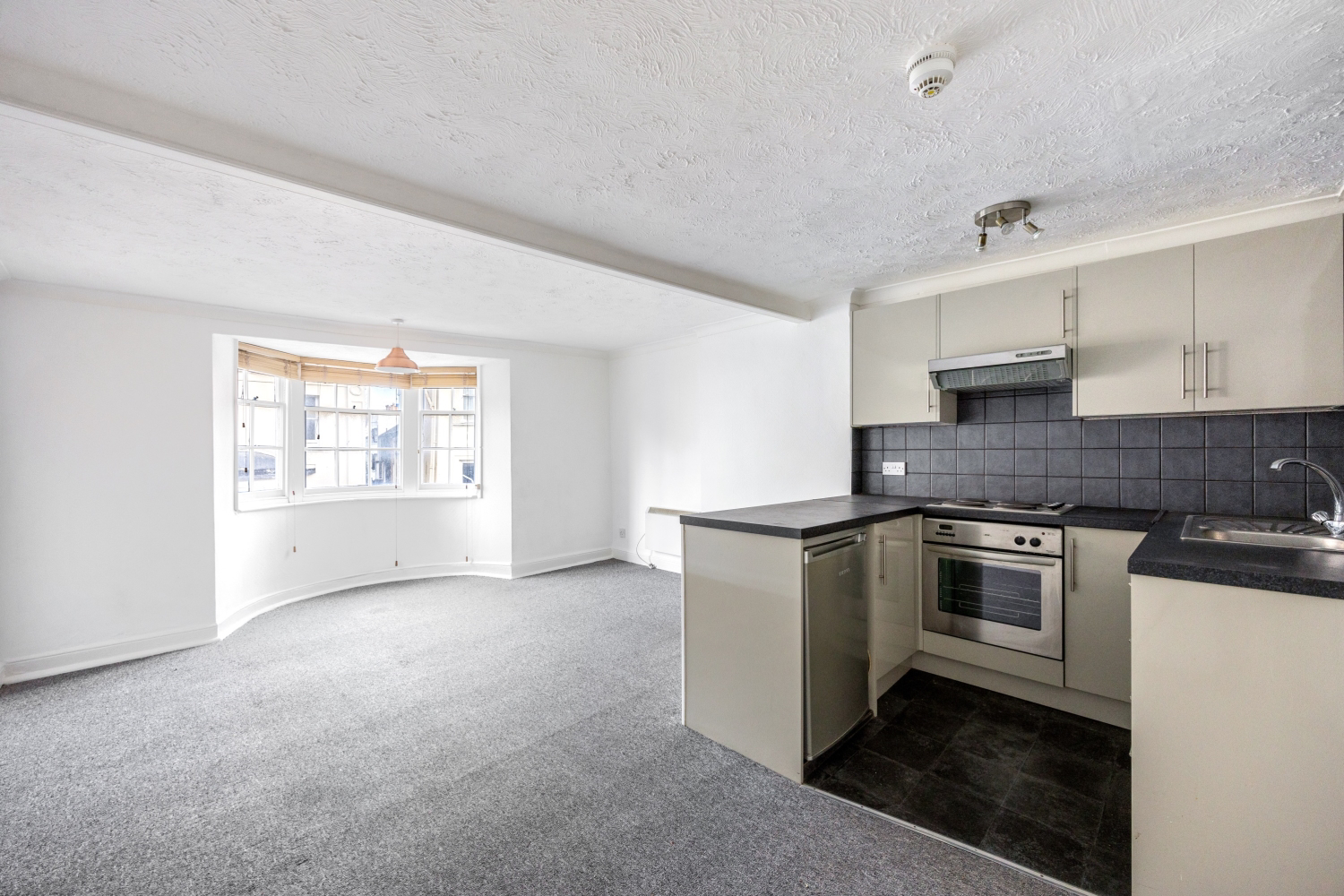 124-125 St. James's Street, Brighton, East Sussex, BN2