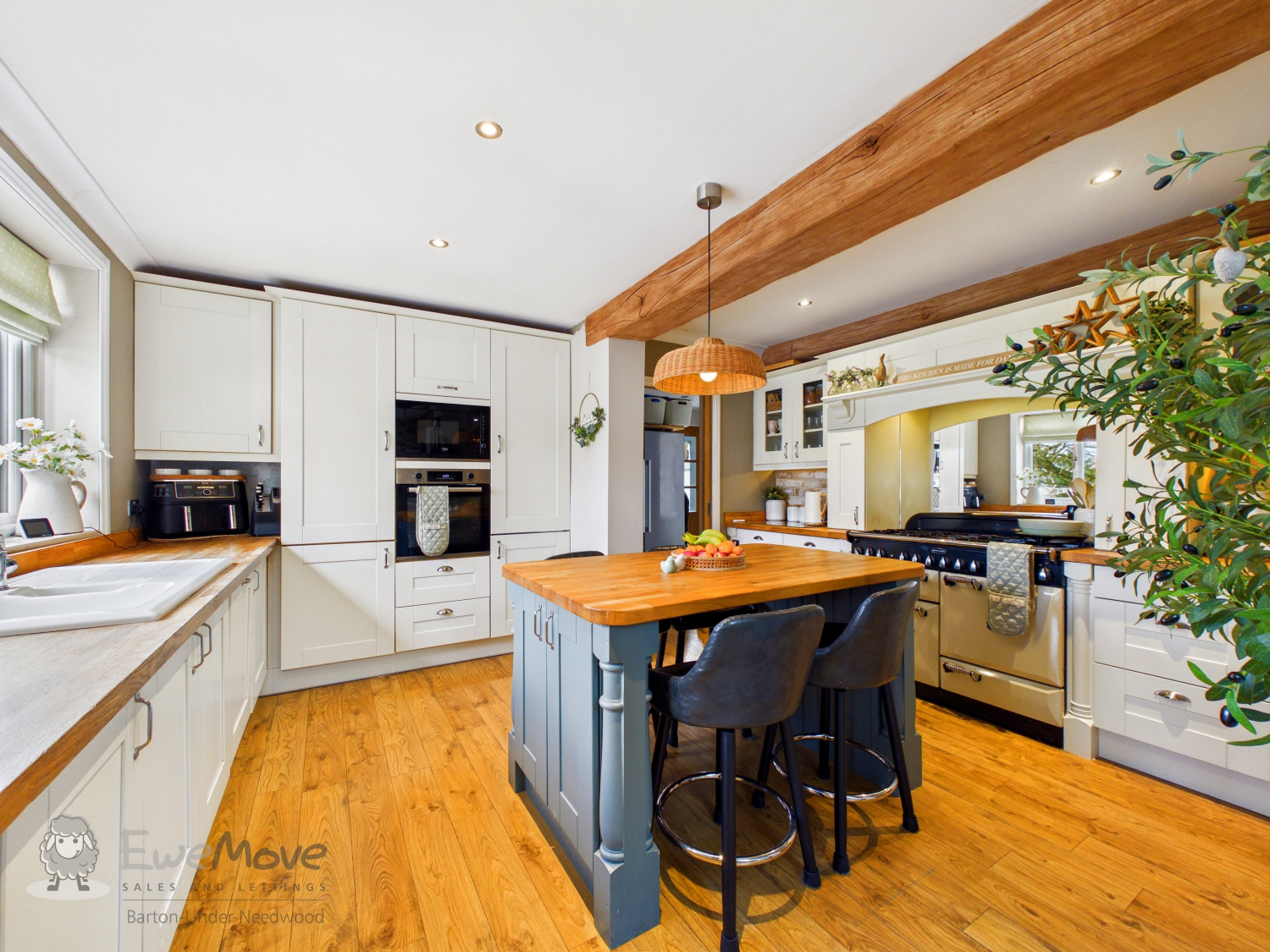 Kitchen d