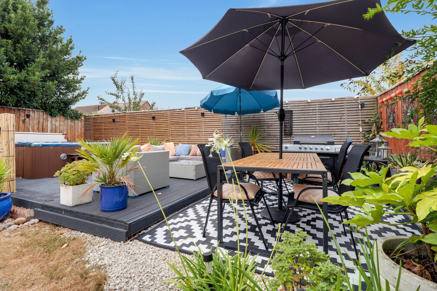 Outdoor Entertaining Area