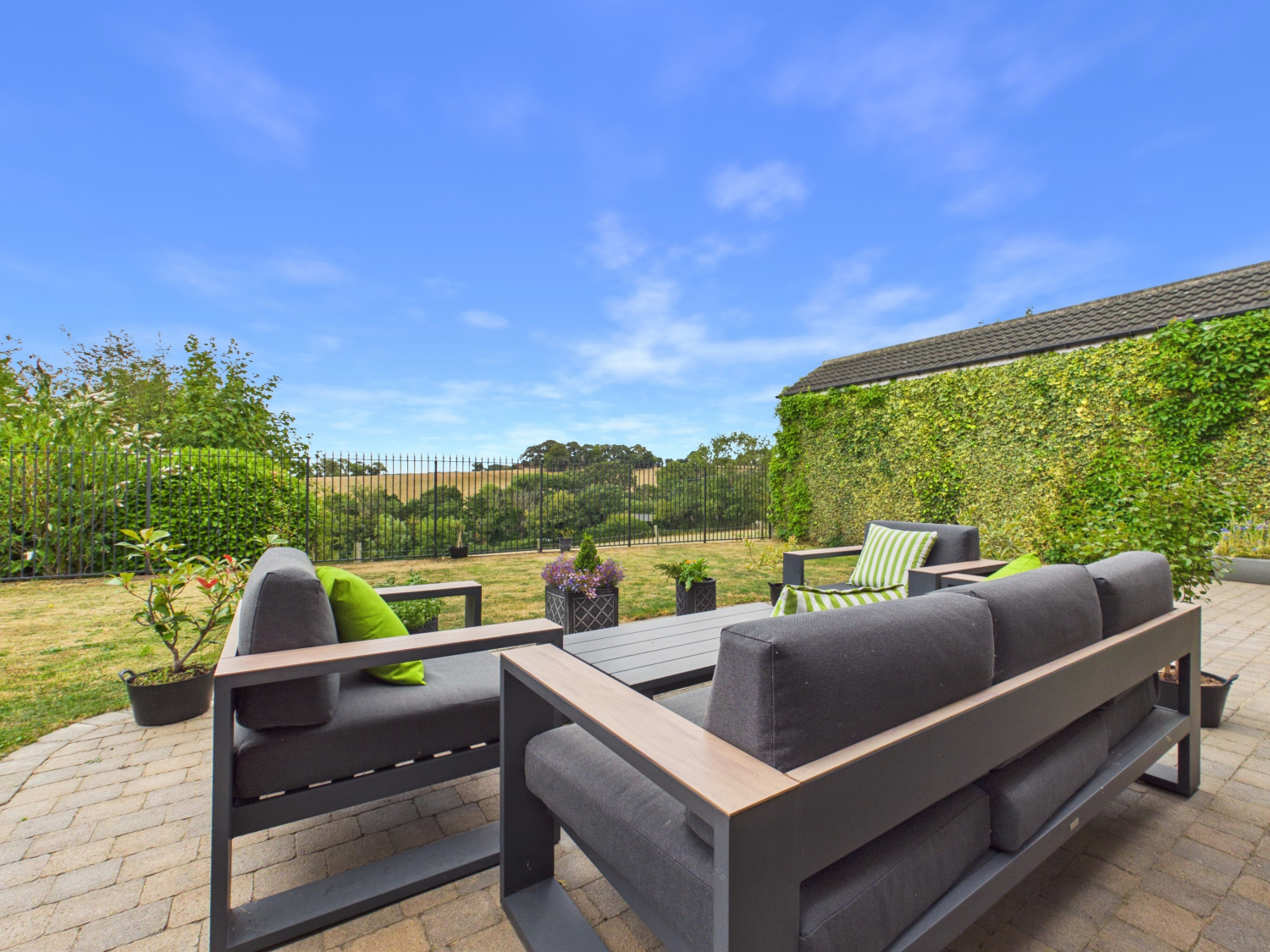Blacker Lane, Netherton, Wakefield, West Yorkshire, WF4, photo 24