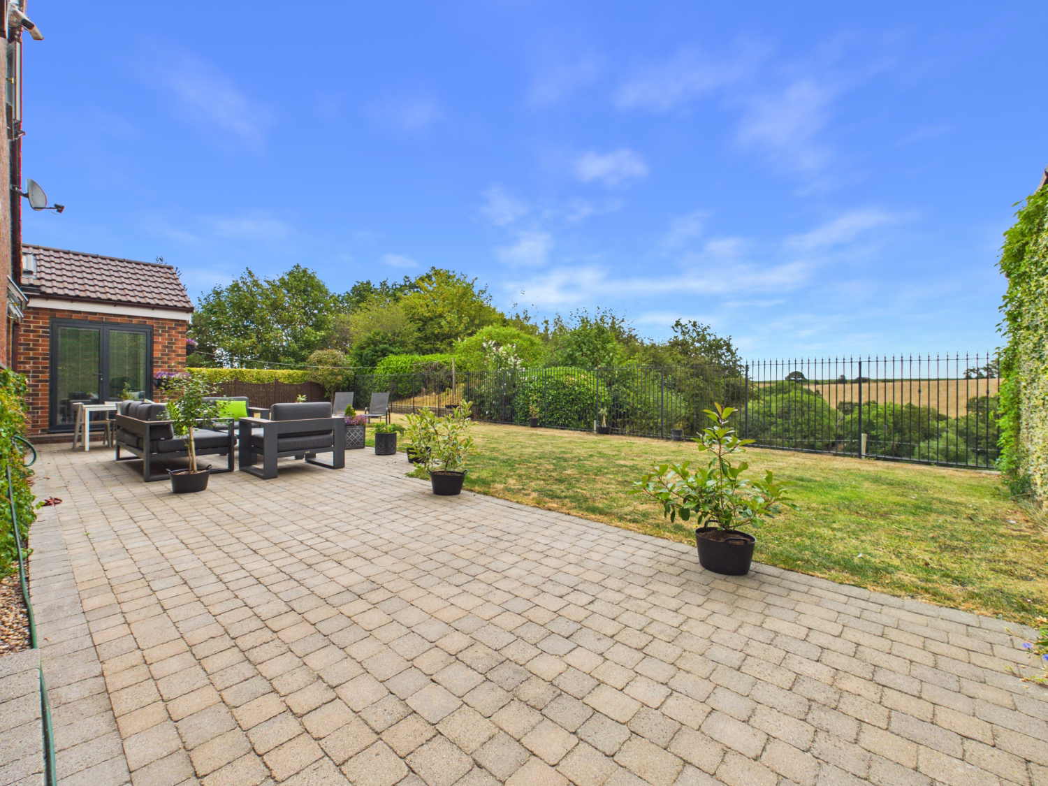 Blacker Lane, Netherton, Wakefield, West Yorkshire, WF4, photo 23