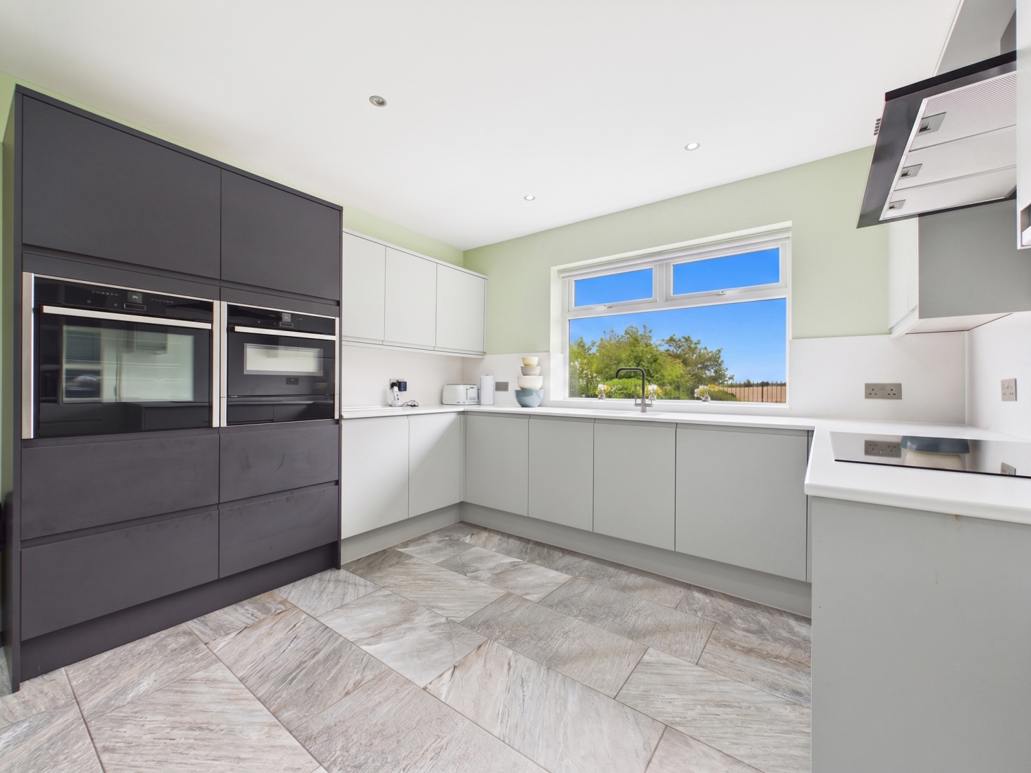 Blacker Lane, Netherton, Wakefield, West Yorkshire, WF4, photo 3