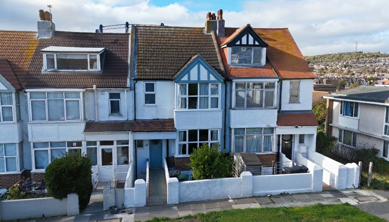 Cliff Road, BRIGHTON, BN2, photo 3