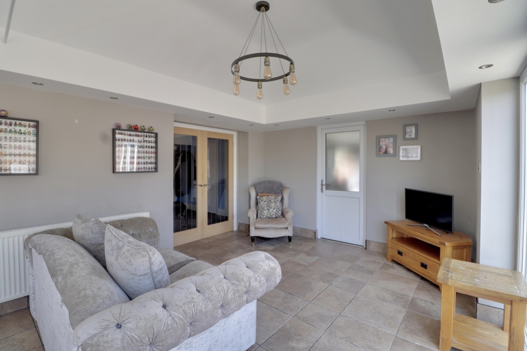 7 Prince Henry Road, Otley, photo 14