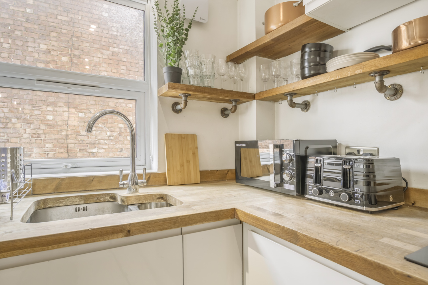 Corfe House, Watermoor Road, photo 5