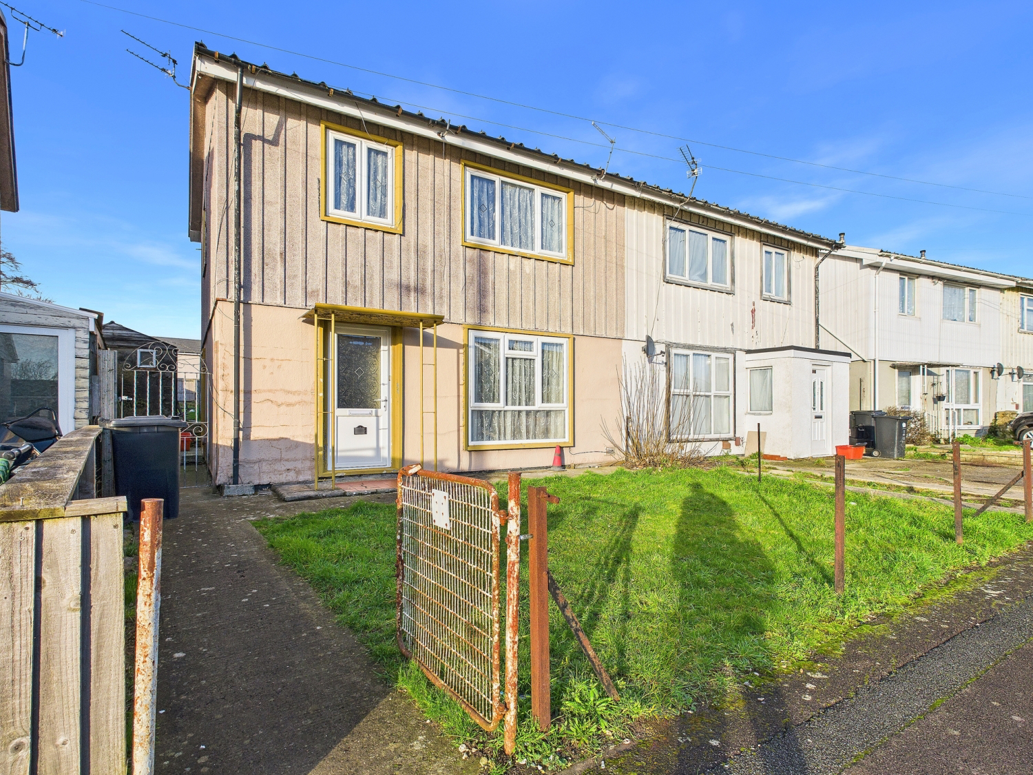 Cunningham Road, Swindon, SN2, photo 2