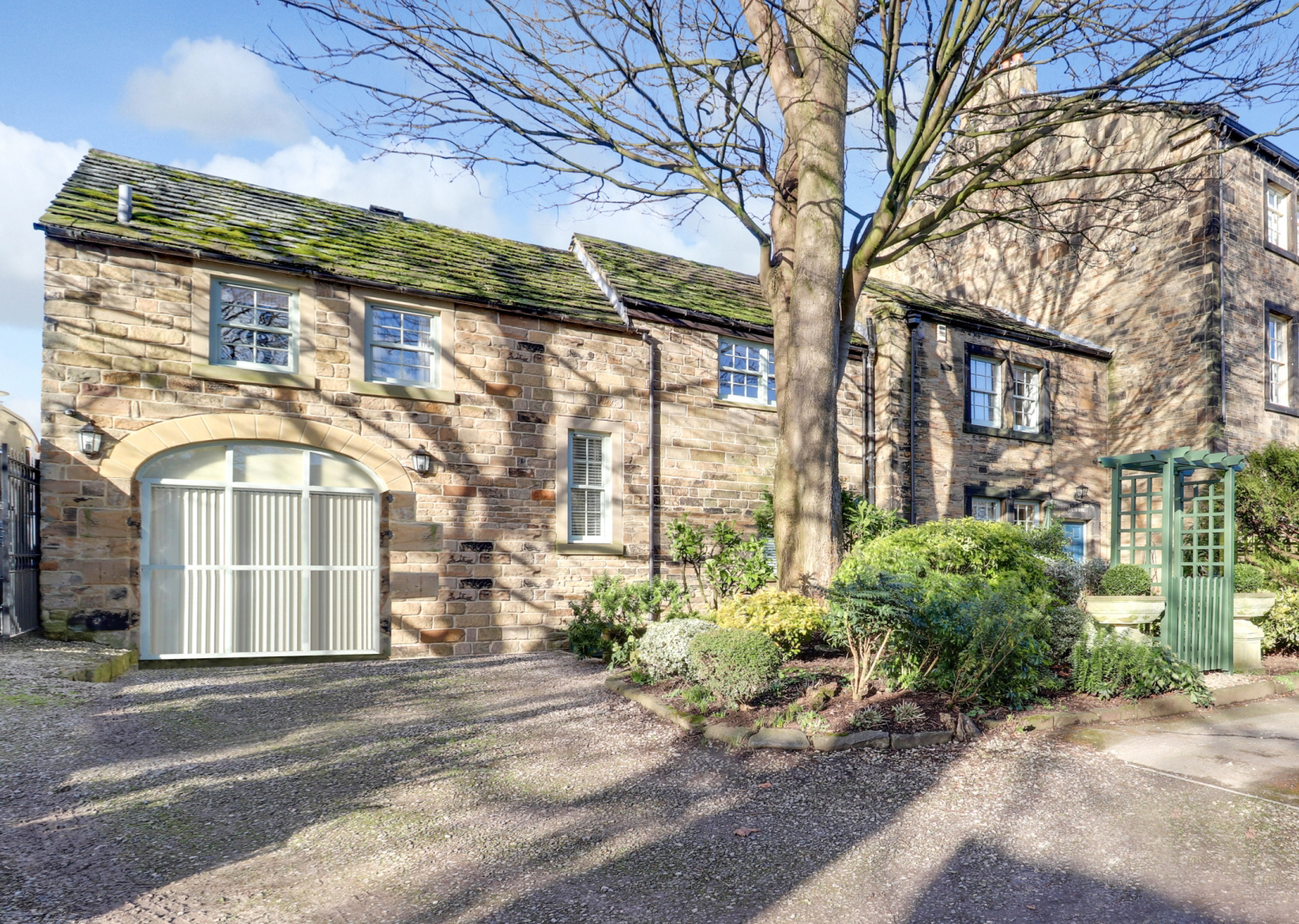 South Wing, Netherton Hall, Netherton Lane, Netherton, Wakefield, West Yorkshire, WF4, photo 2