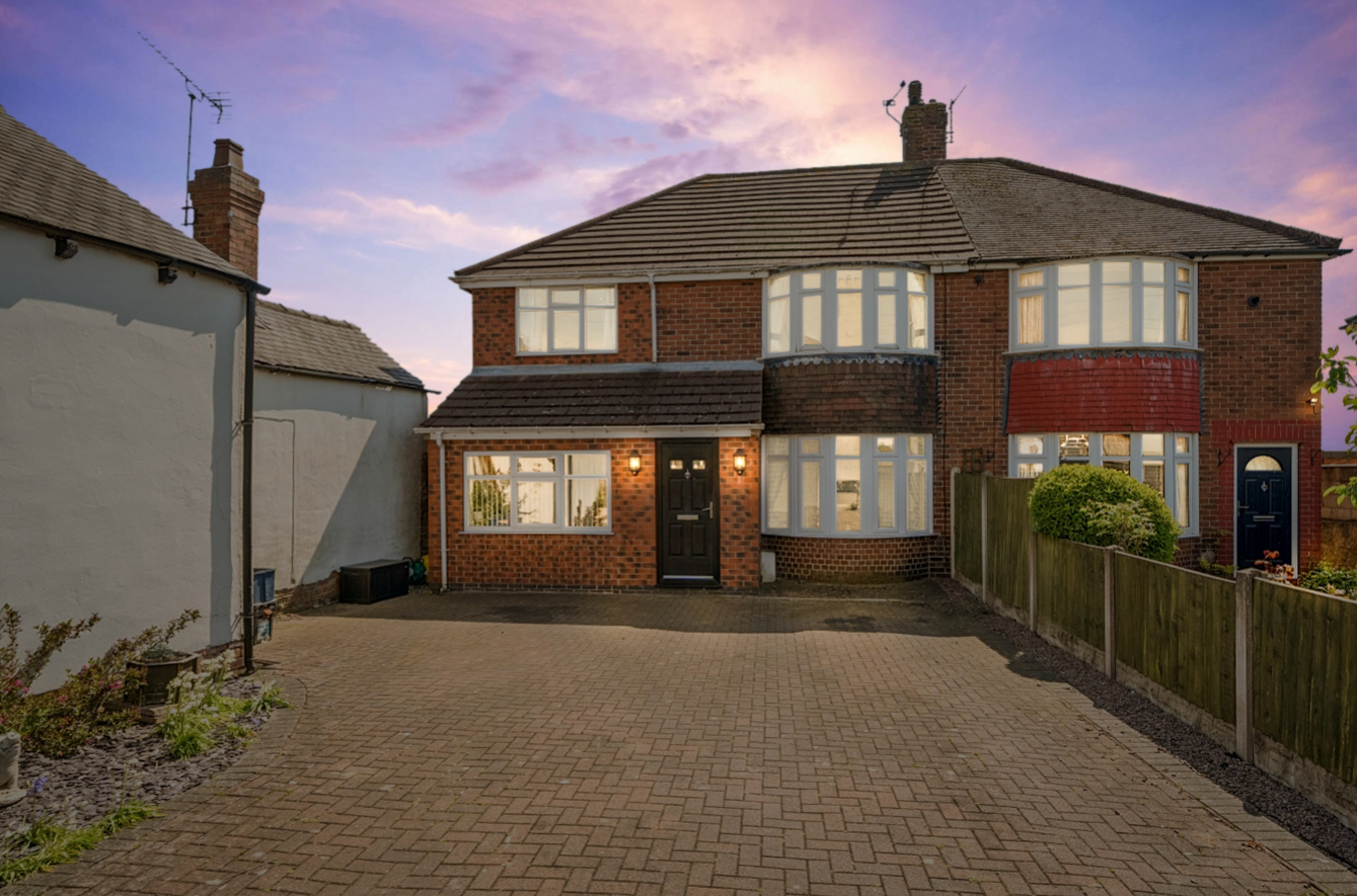West End, Barlborough, NE Derbyshire, S43