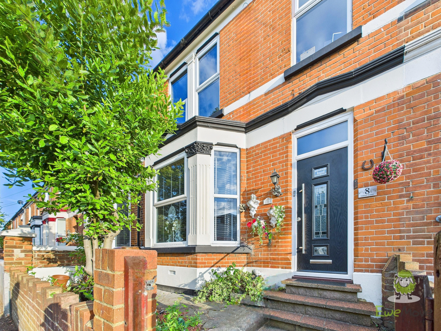 CARLTON AVENUE, GILLINGHAM, ME7