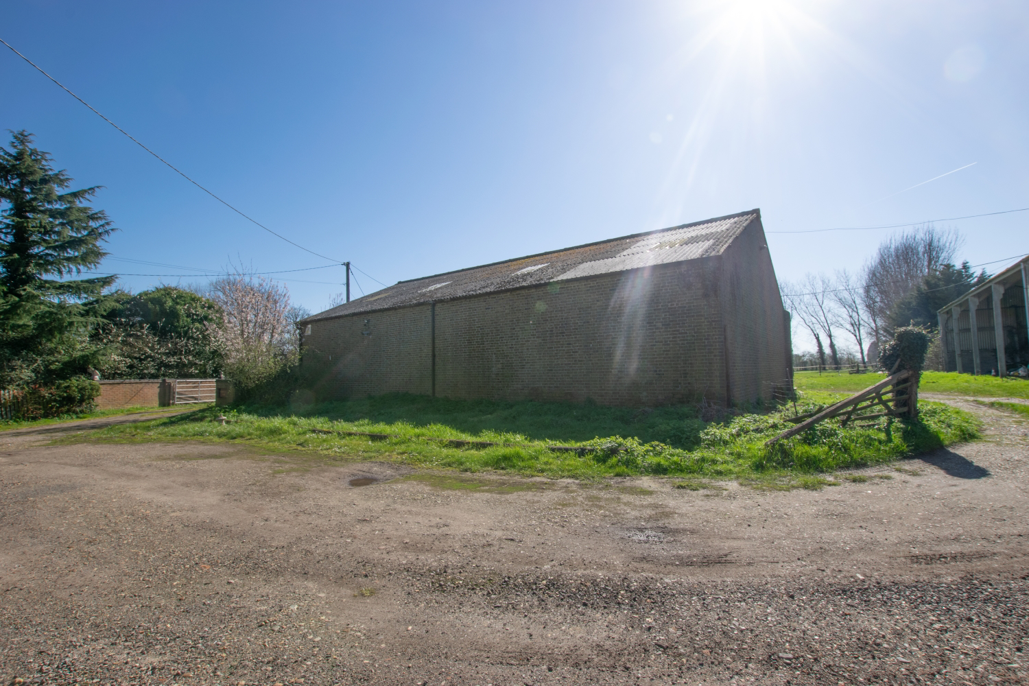 Barrow Hall Farmhouse, Barrow Hall Road, Little Wakering, Southend on Sea, Essex, SS3 0QS, photo 28