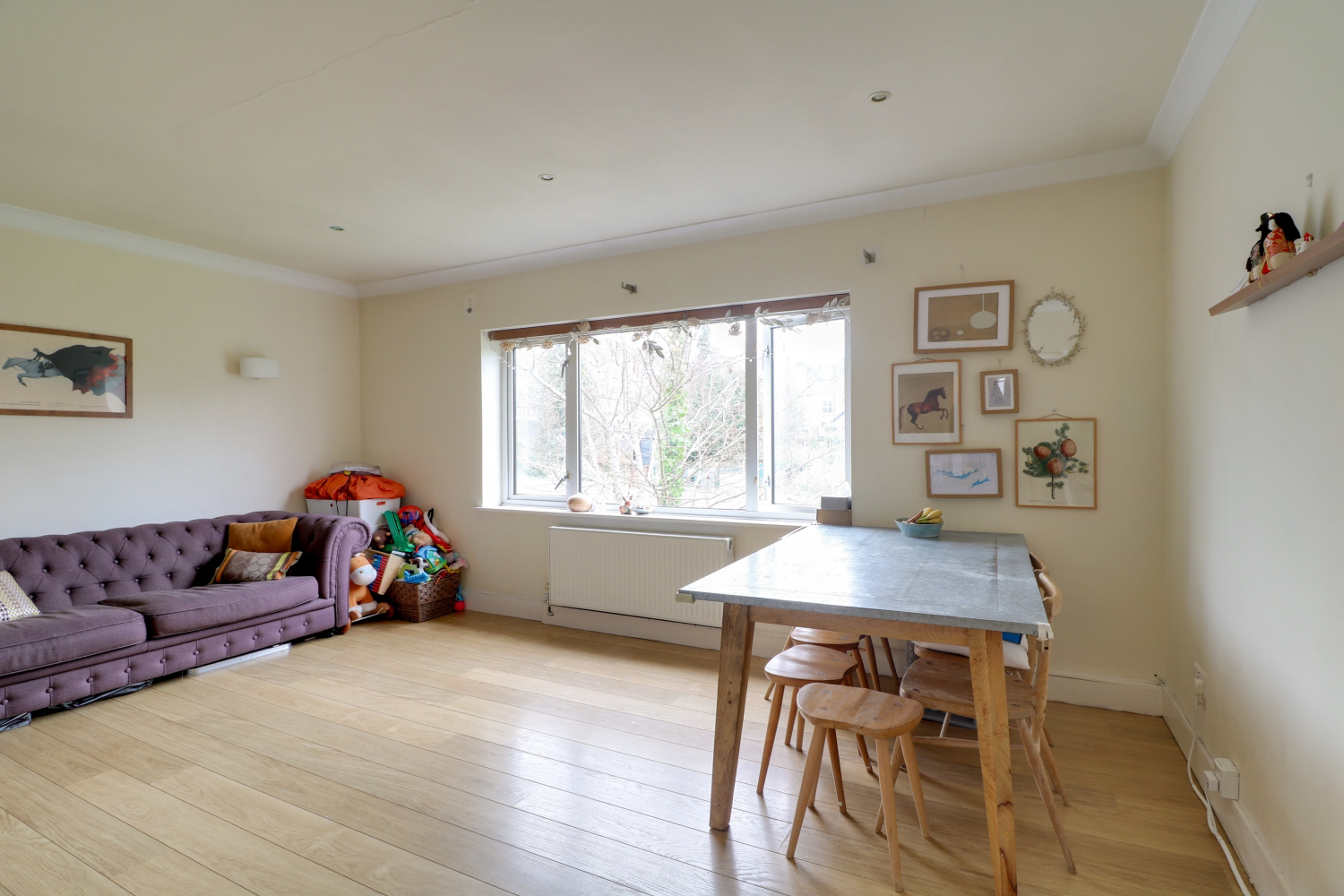 Woodside Court, Woodside Avenue, London, N12, photo 4