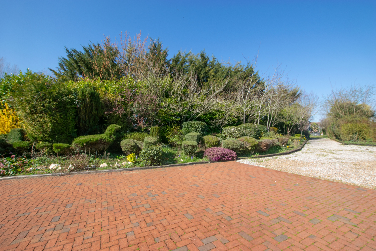 Barrow Hall Farmhouse, Barrow Hall Road, Little Wakering, Southend on Sea, Essex, SS3 0QS, photo 20