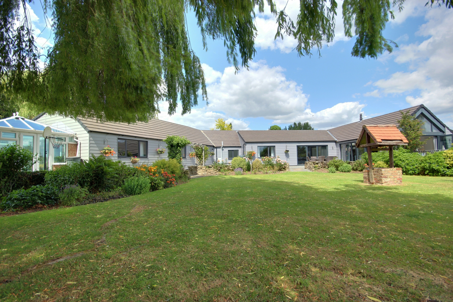 Alma Cottage Main Street, Tickton, Beverley