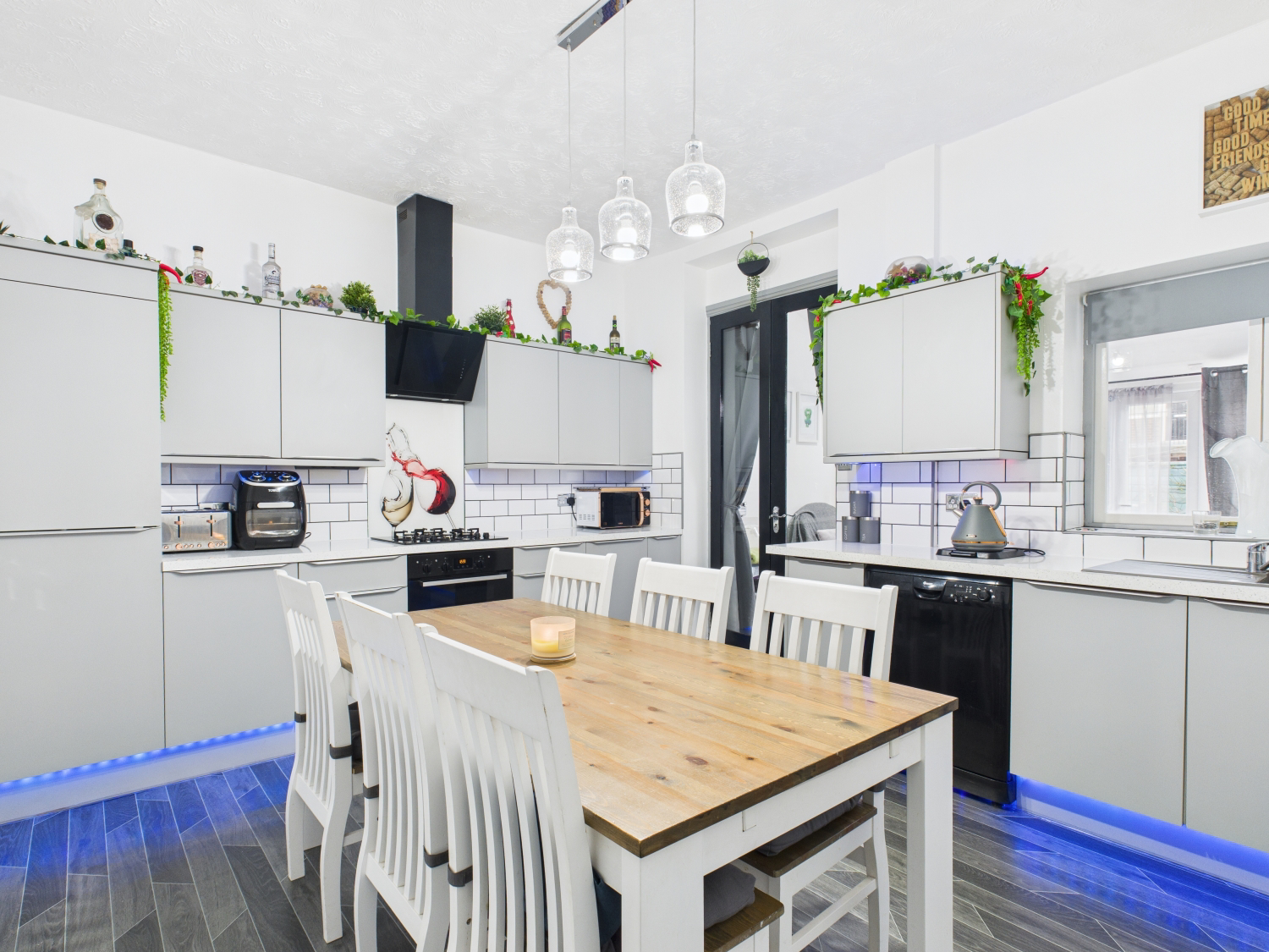 Vincent Street, Hyde, SK14 5QX