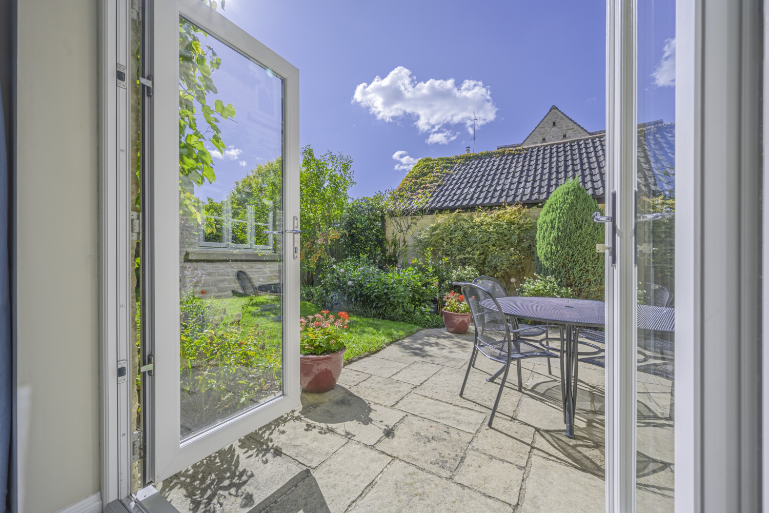 The Secret Garden, South Cerney GL7 6LZ, photo 19