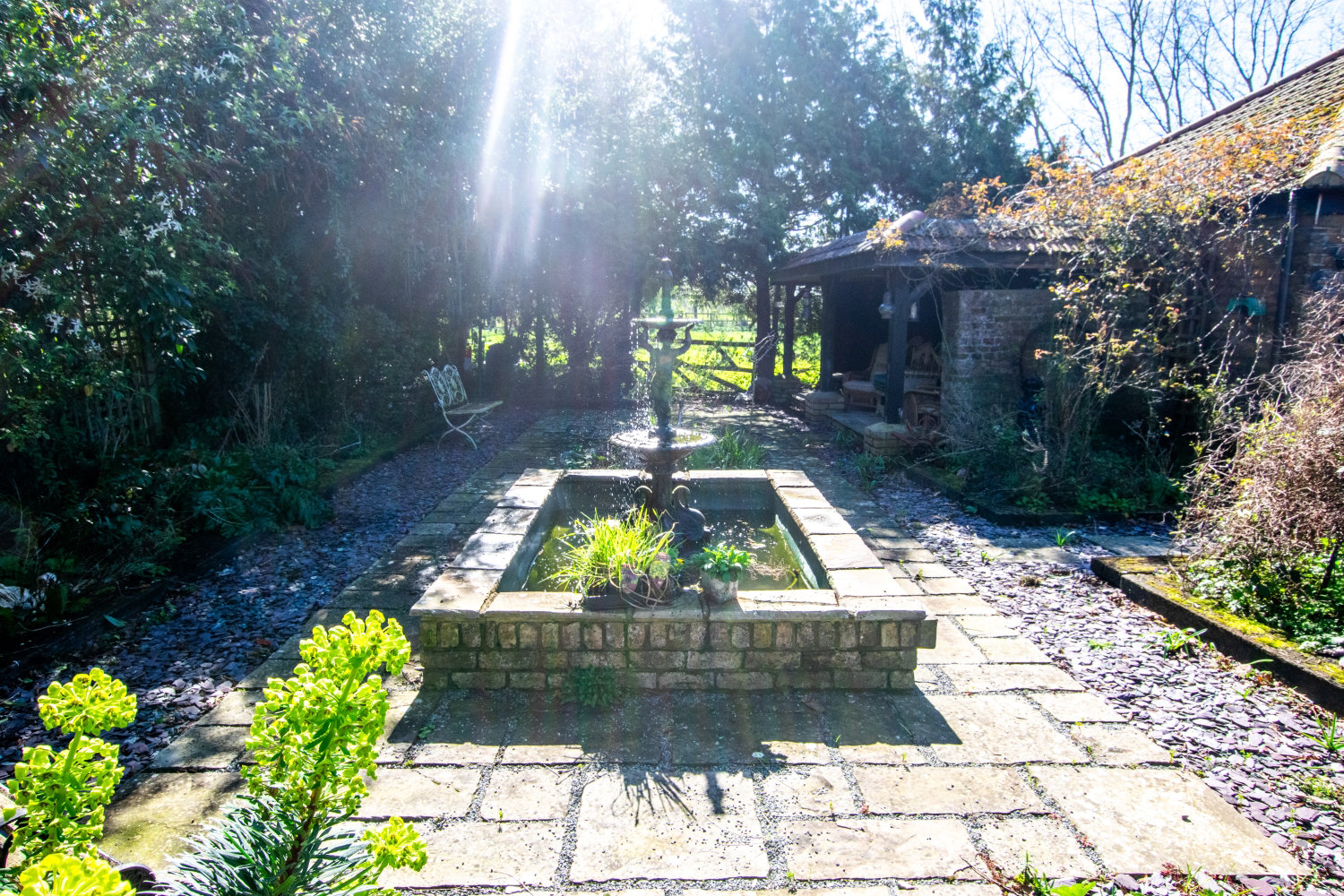 Barrow Hall Farmhouse, Barrow Hall Road, Little Wakering, Southend on Sea, Essex, SS3 0QS, photo 25