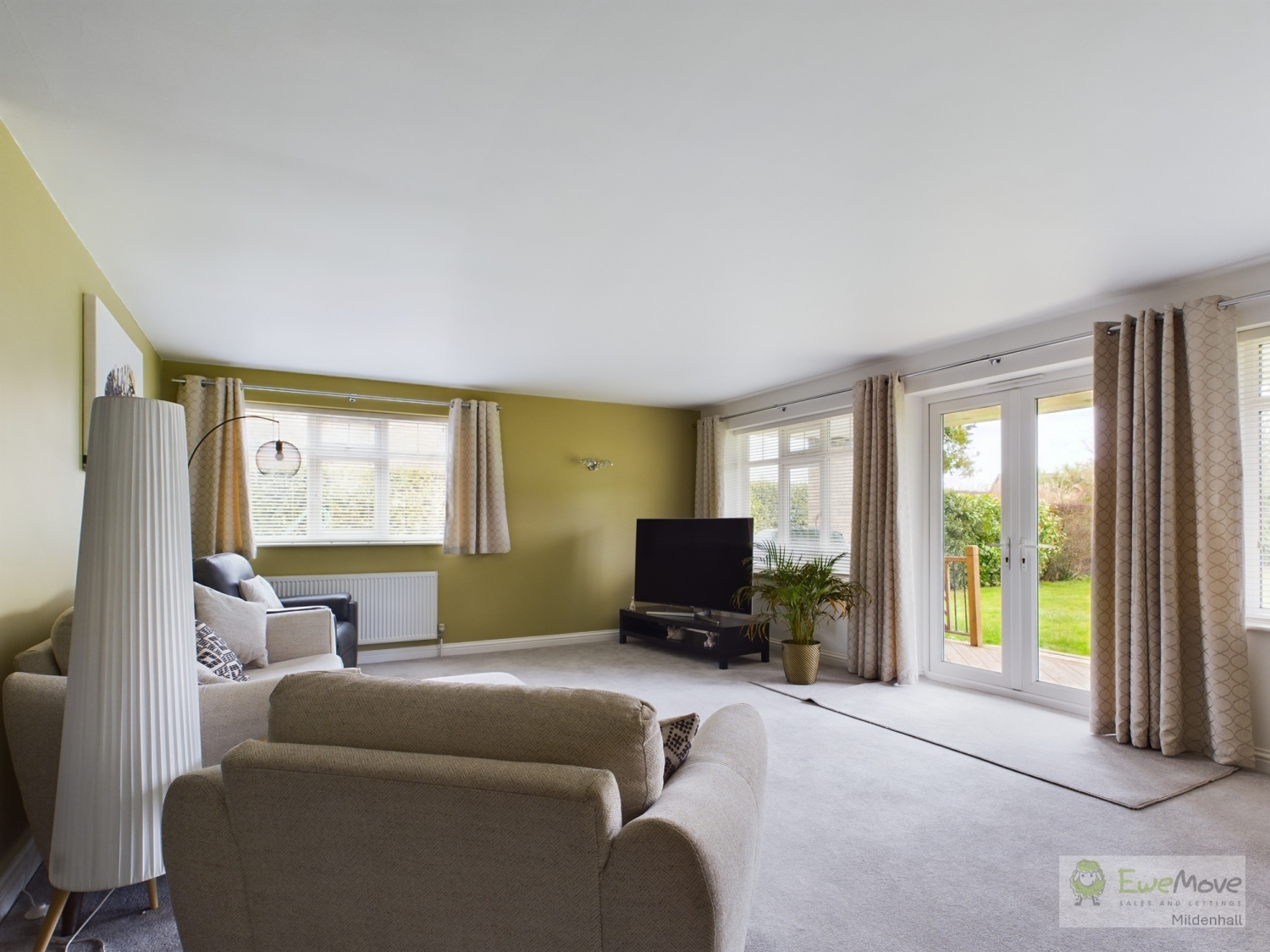 Folly Road, Mildenhall, IP28 7BY, photo 3