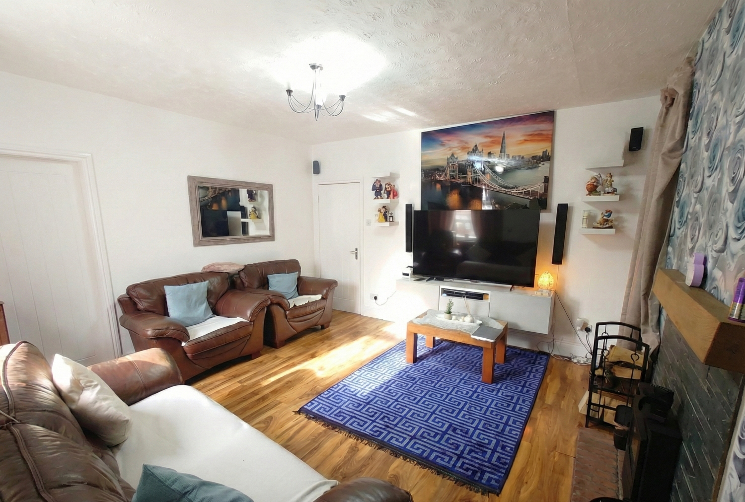 Lounge 2