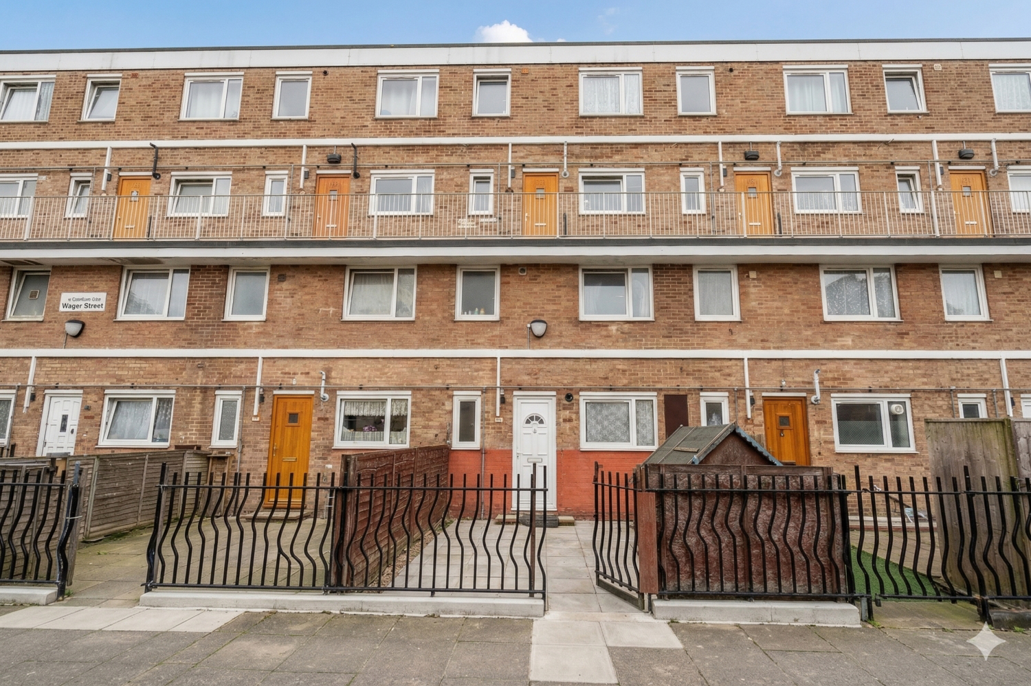 Wager Street, London, LDN, E3