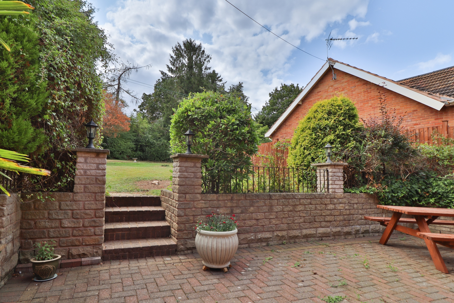 Five Gables, Lower Ferry Lane, Callow End, WR2 4UN, photo 13