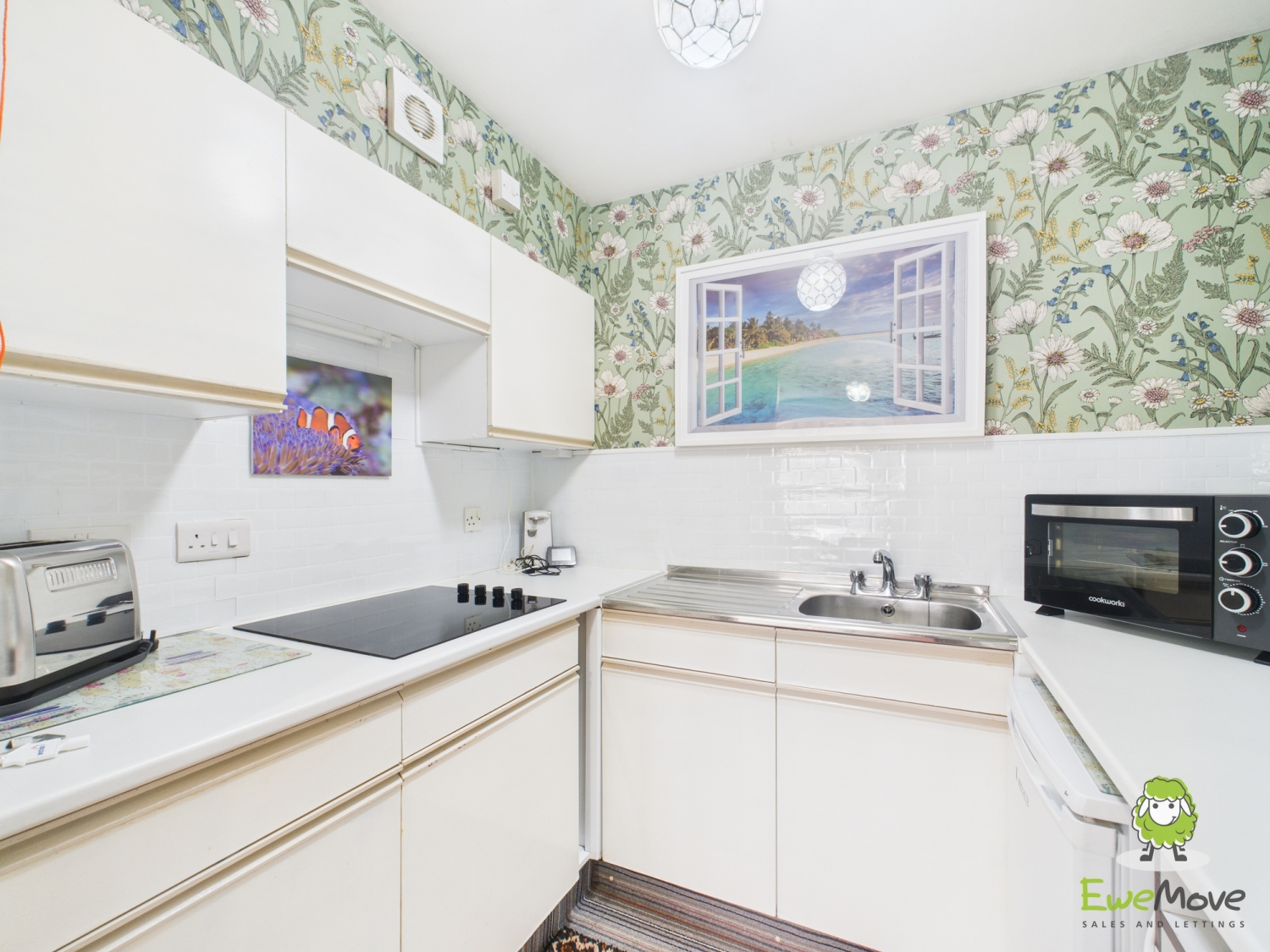 Oakfields, Lychpit, Basingstoke, Hampshire, RG24, photo 6