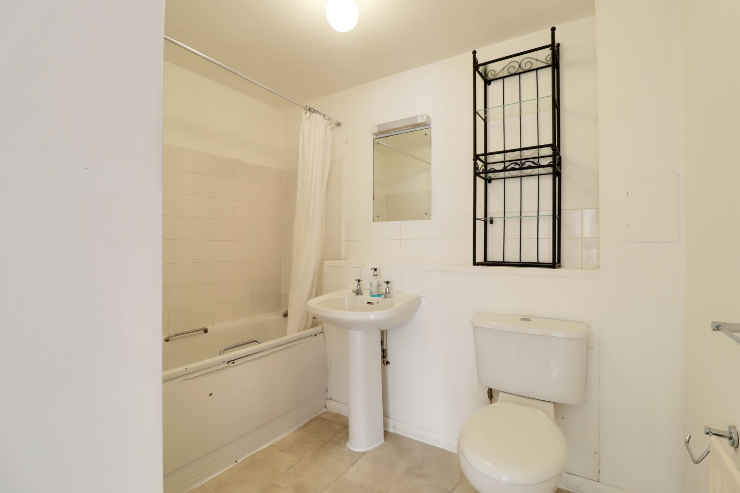 Henry House, Styles Gardens, London SW9 7UJ, photo 7
