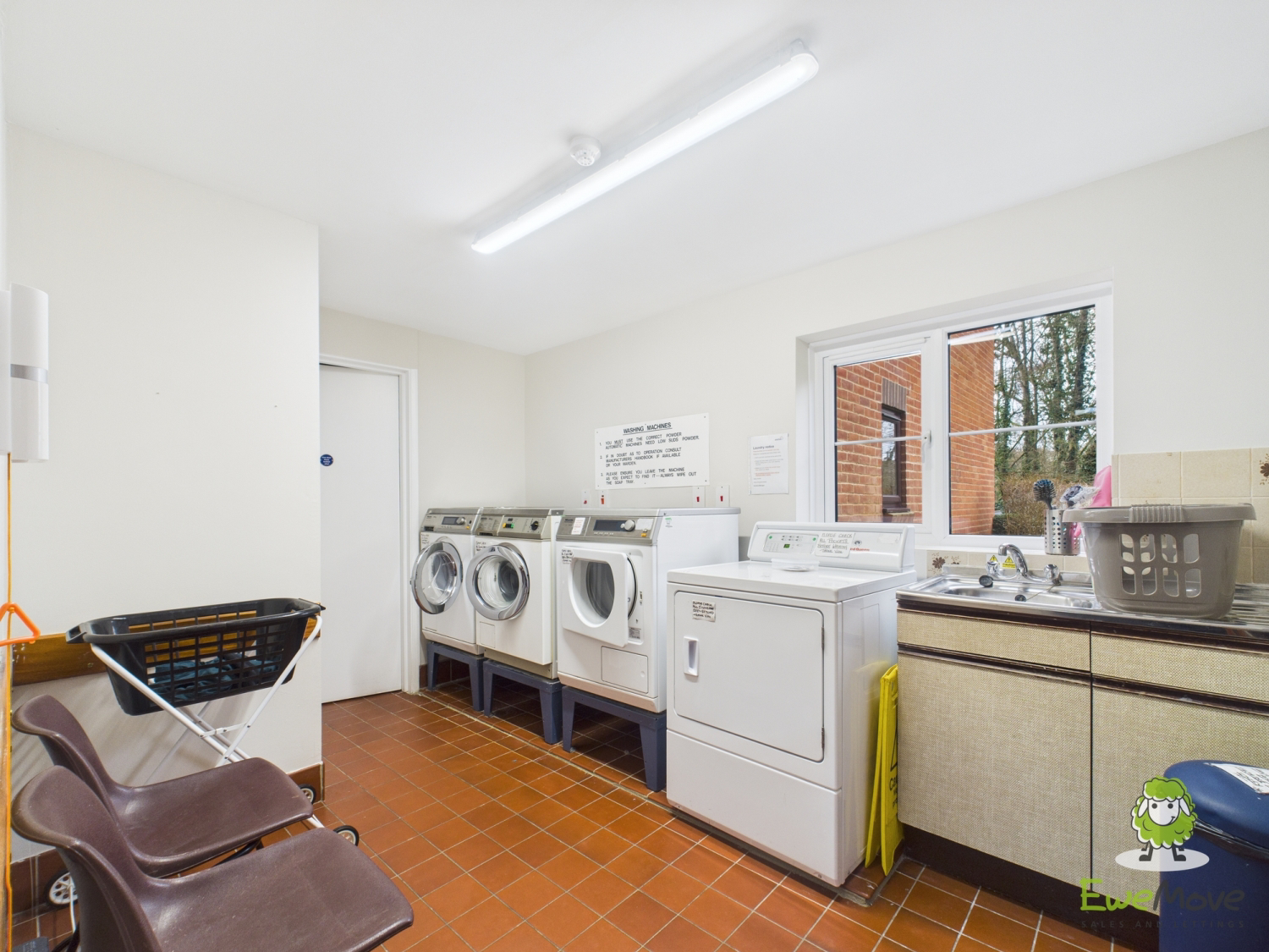 Oakfields, Lychpit, Basingstoke, Hampshire, RG24, photo 13