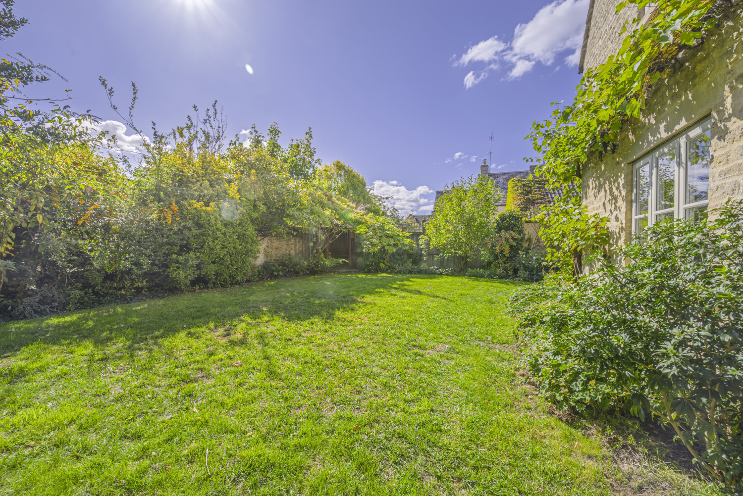 The Secret Garden, South Cerney GL7 6LZ, photo 8